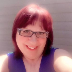 Meet your Posher, Suzanne